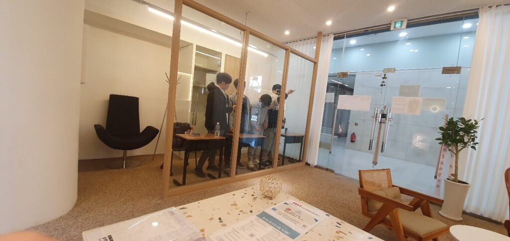 송도수학학원 "수학, 날다" 학원 정문